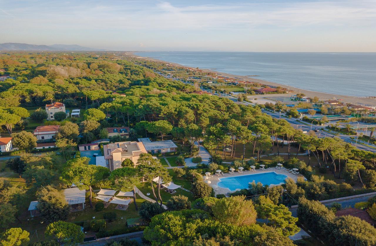 Hotel Villa Elsa Marina di Massa Exterior photo